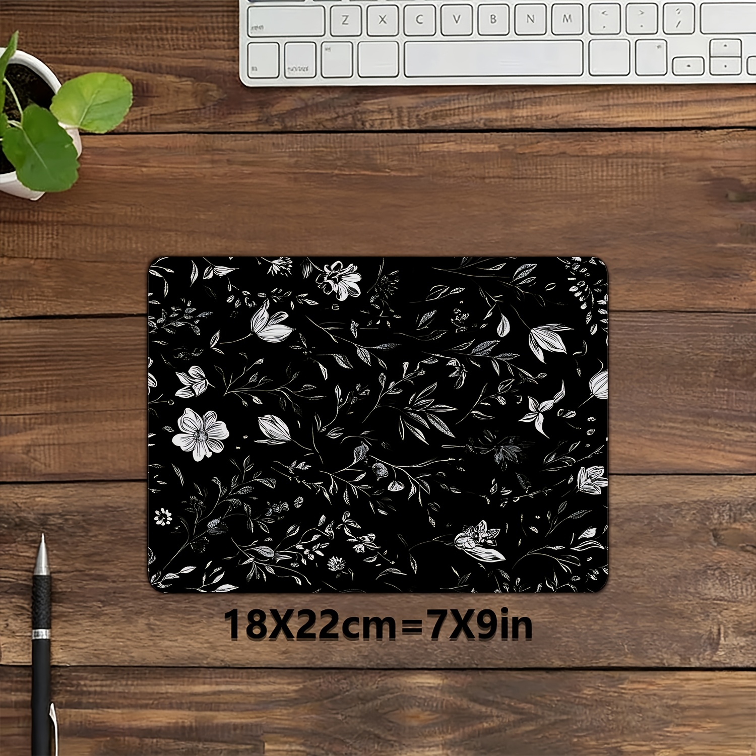 Small Sized Black White Floral - Desk Setup Small ulasan dan harga